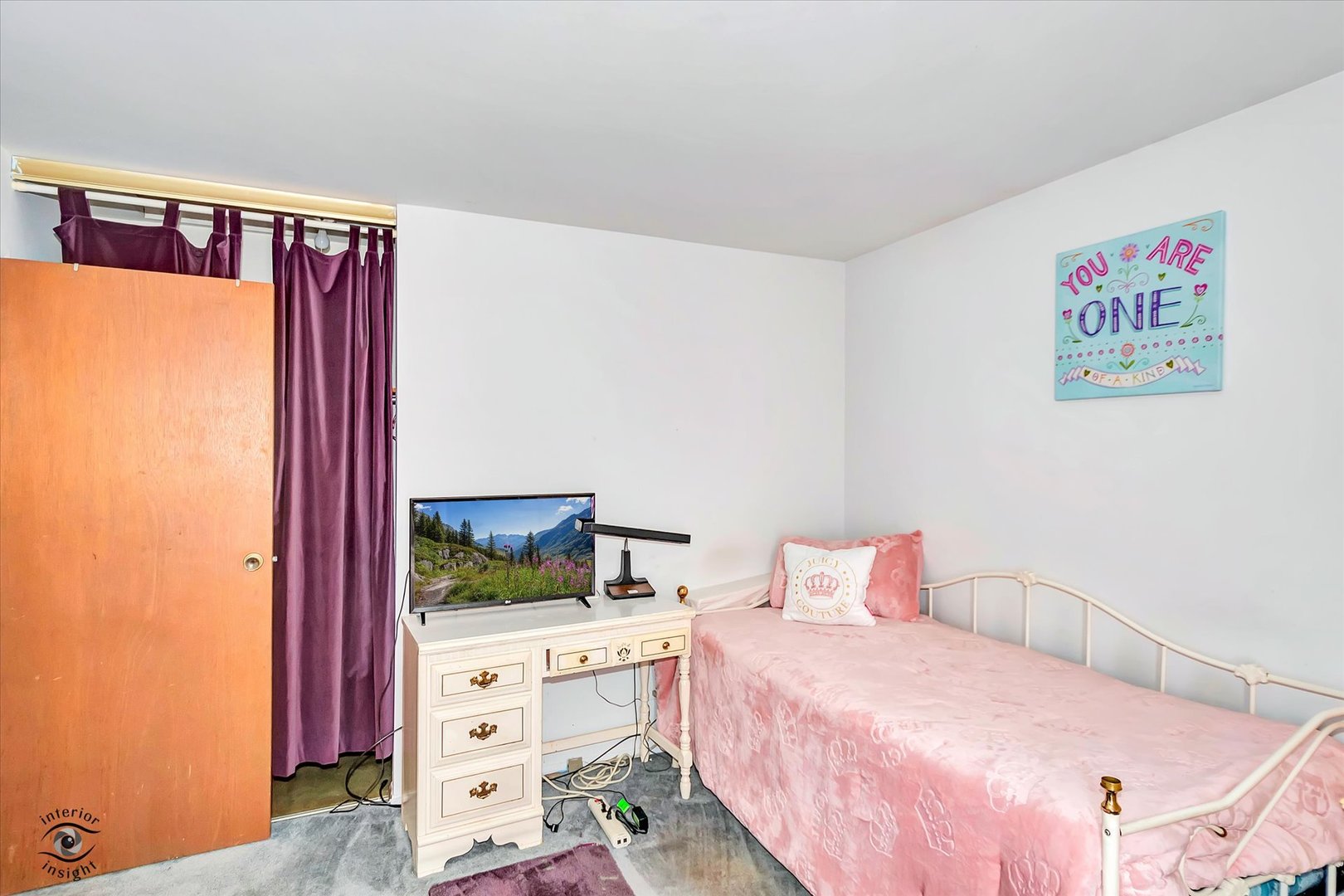 3257 Magnolia Drive Markham, IL 60428 - Photo 14 of 26 a bedroom with a bed and a flat tv screen on the dresser