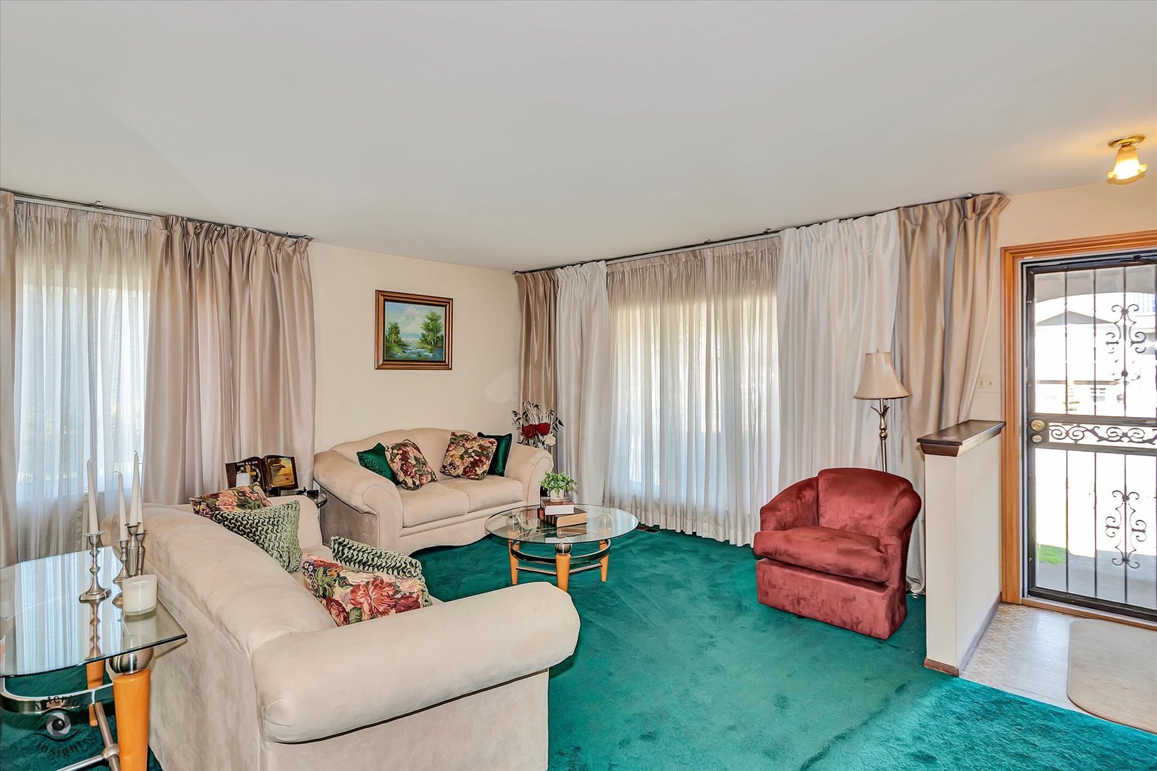 3257 Magnolia Drive Markham, IL 60428 - Photo 3 of 26 a living room with furniture and a window
