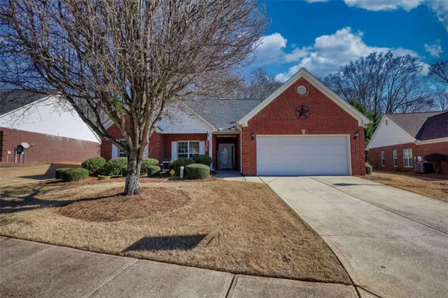 $349,500 | 339 Crossroads Drive, Social Circle, GA 30025