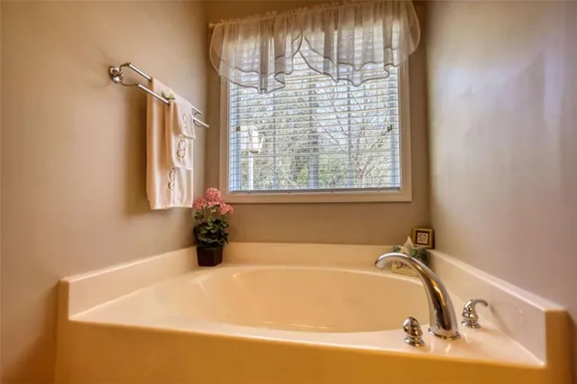 $349,500 | 339 Crossroads Drive, Social Circle, GA 30025