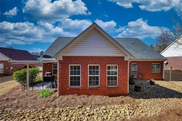 $349,500 | 339 Crossroads Drive, Social Circle, GA 30025