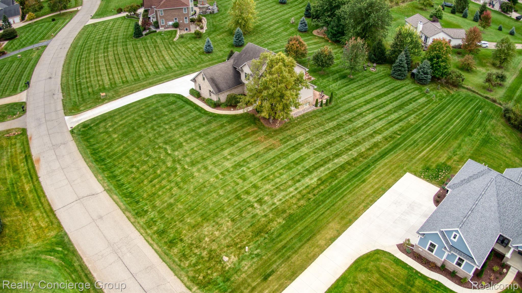 1172 Thorn Ridge Drive Howell, MI 48843 - Photo 68 of 71 Aerial view of home & property