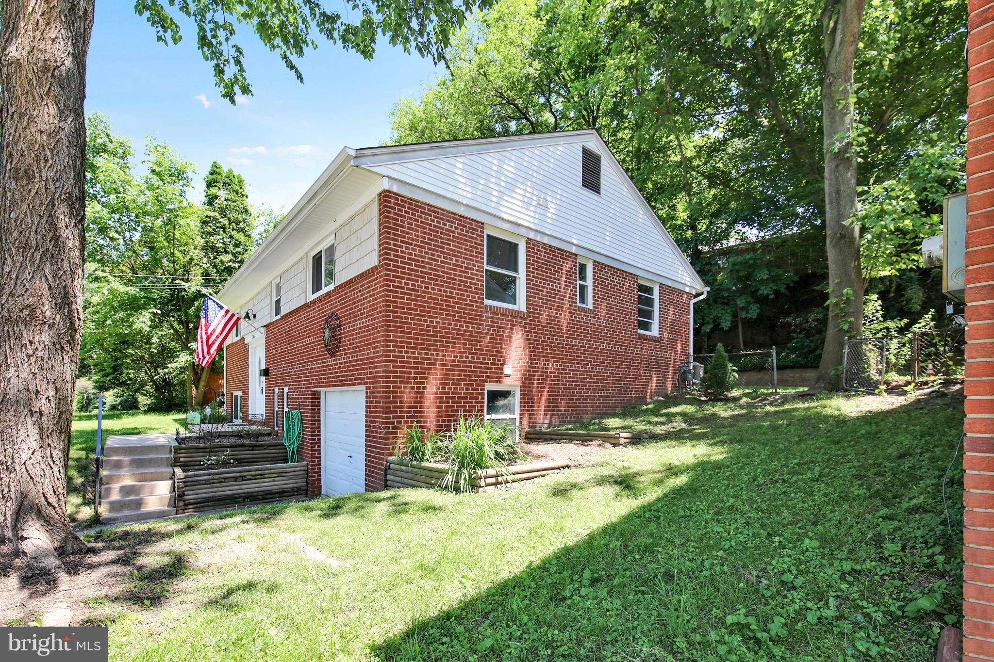 206 Wayne Avenue Silver Spring, MD 20910 - Photo 2 of 29 Exterior (General)