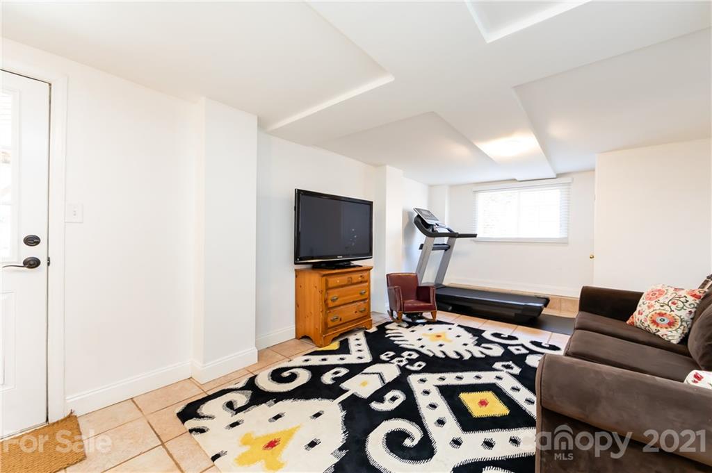 200 Scofield Road Charlotte, NC 28209 - Photo 29 of 42 Gallery Image 29