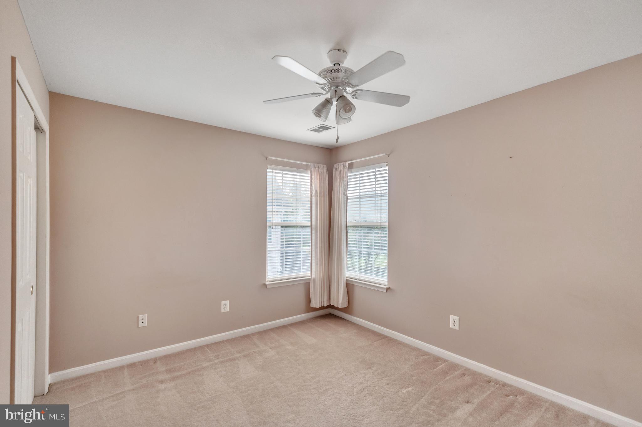 9879 Upper Mill Loop Bristow, VA 20136 - Photo 17 of 32 13x10 BR w/carpet, ceiling fan w/light, dbl closet