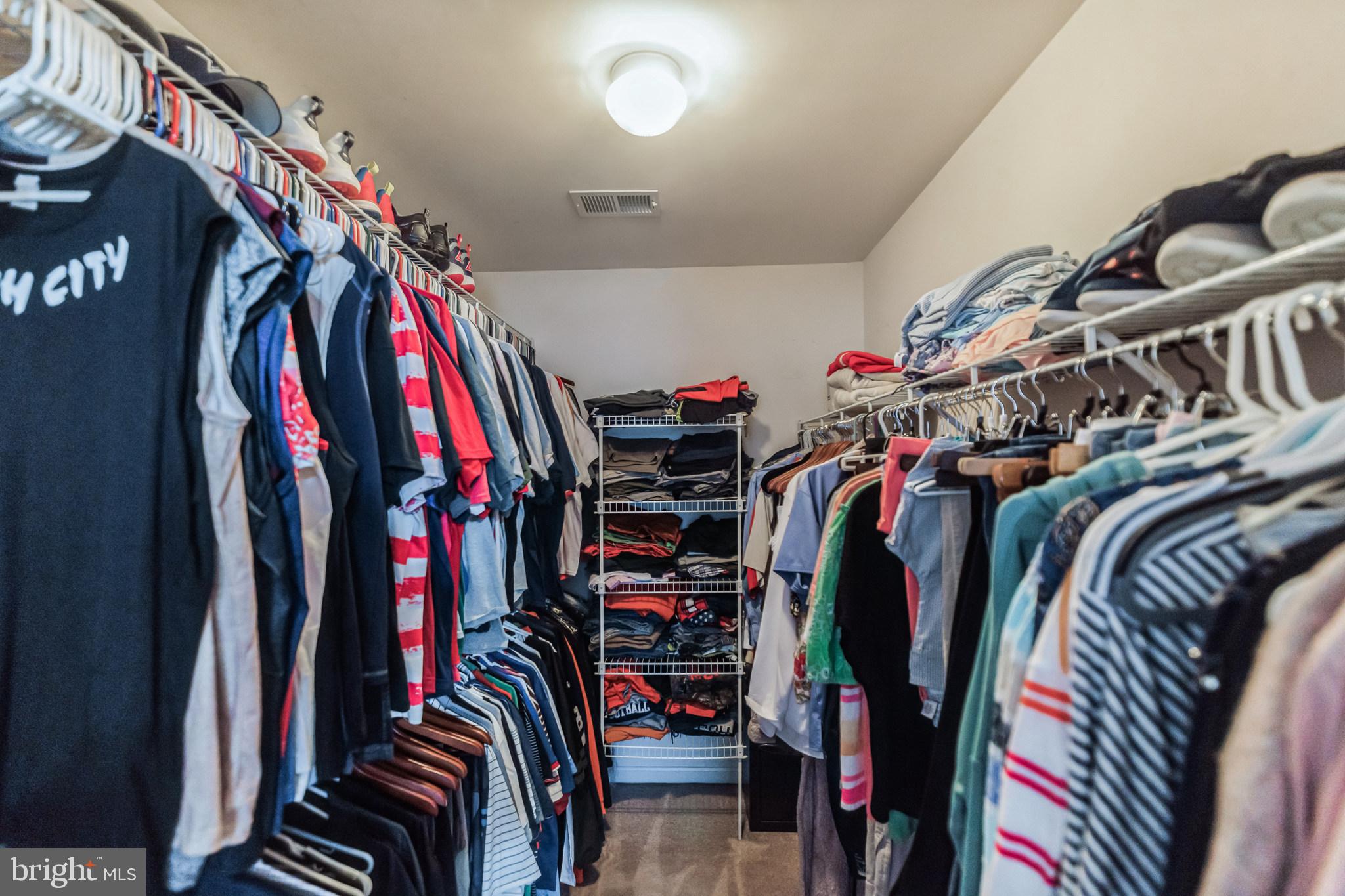 9879 Upper Mill Loop Bristow, VA 20136 - Photo 23 of 32 10x6 Walk in closet