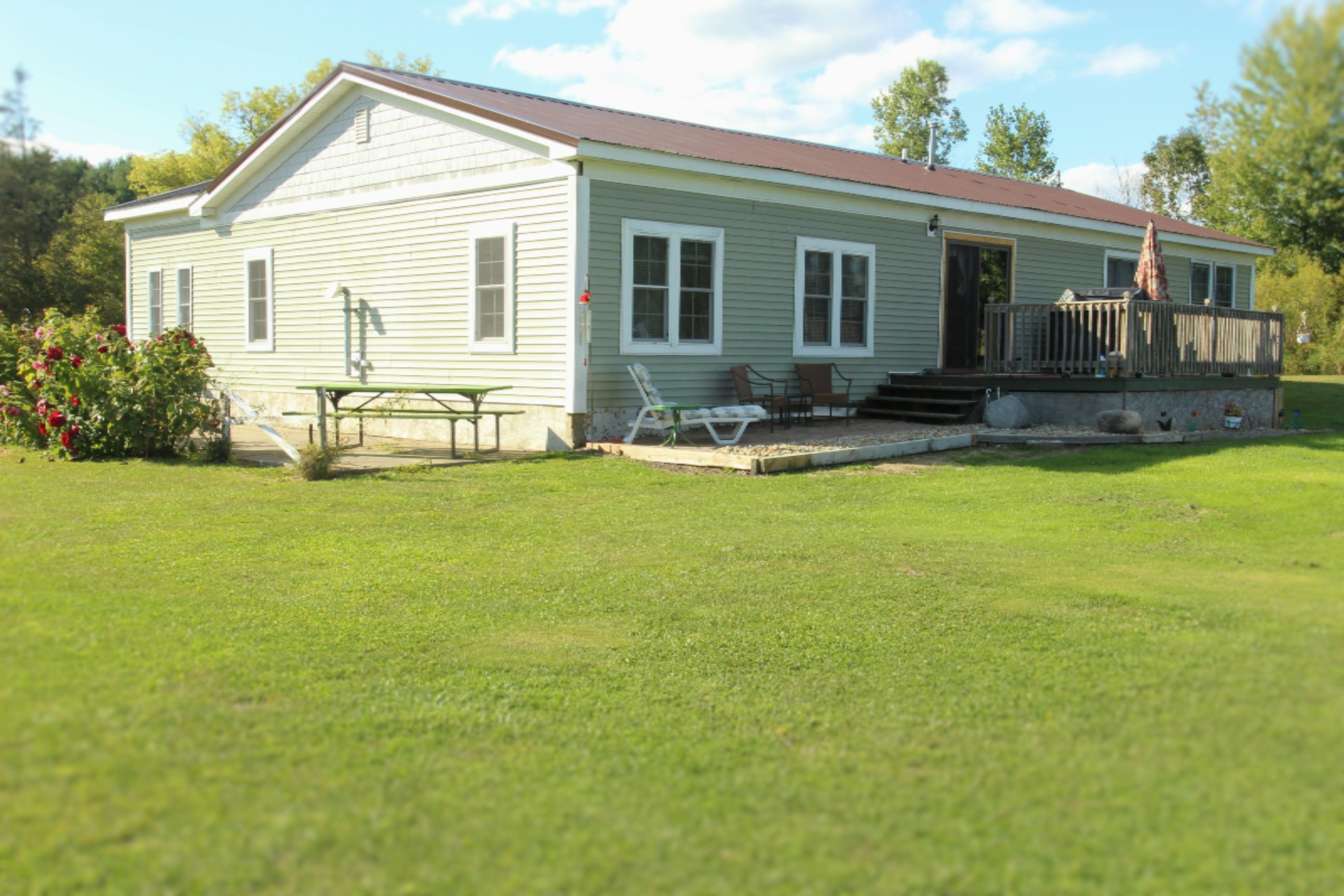 5843 South Ionia Road Bellevue, MI 49021 - Photo 2 of 36 IMG_3685 (2)