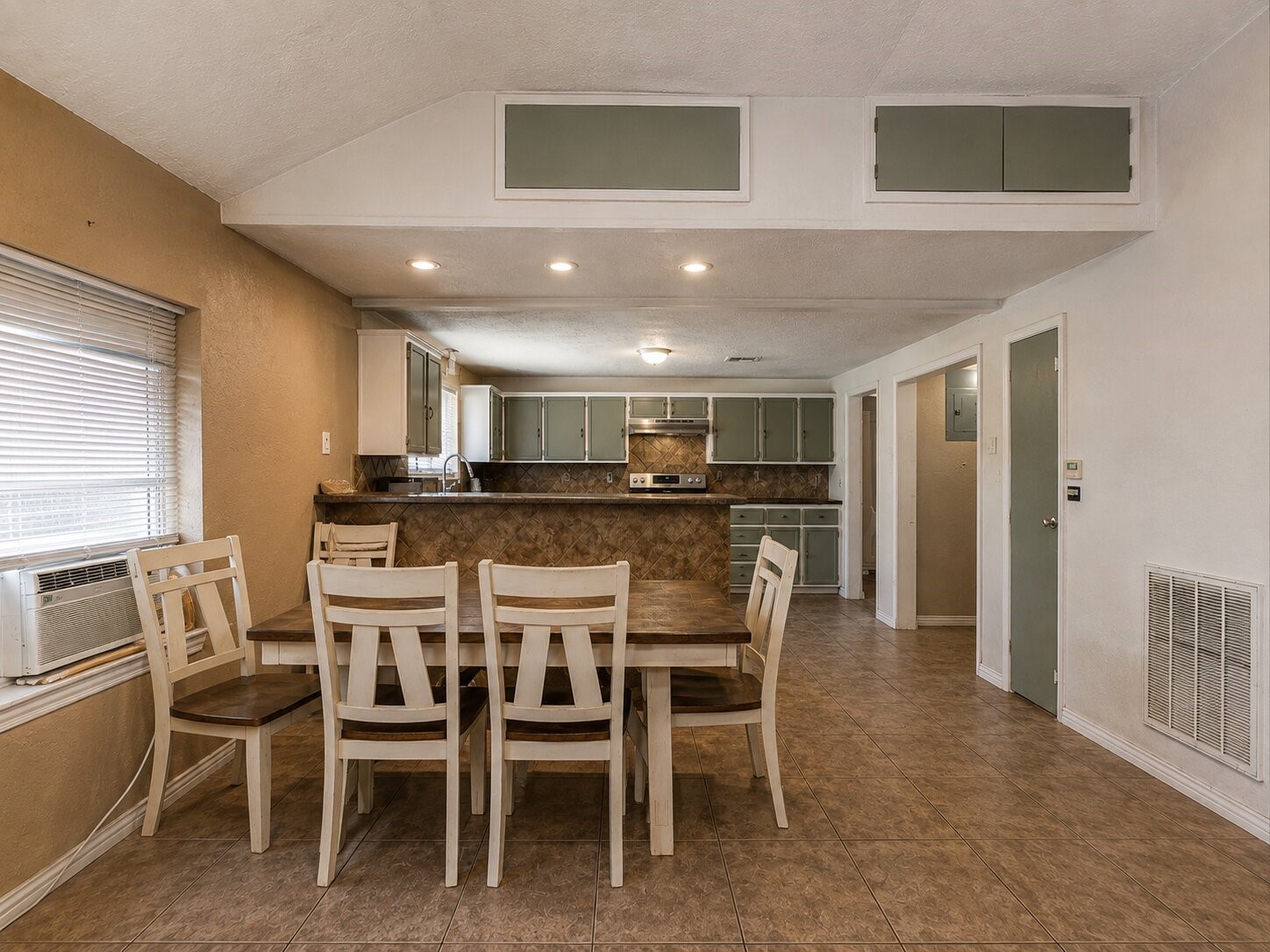 1246 Drymalla Road Cat Spring, TX 78933 - Photo 9 of 38