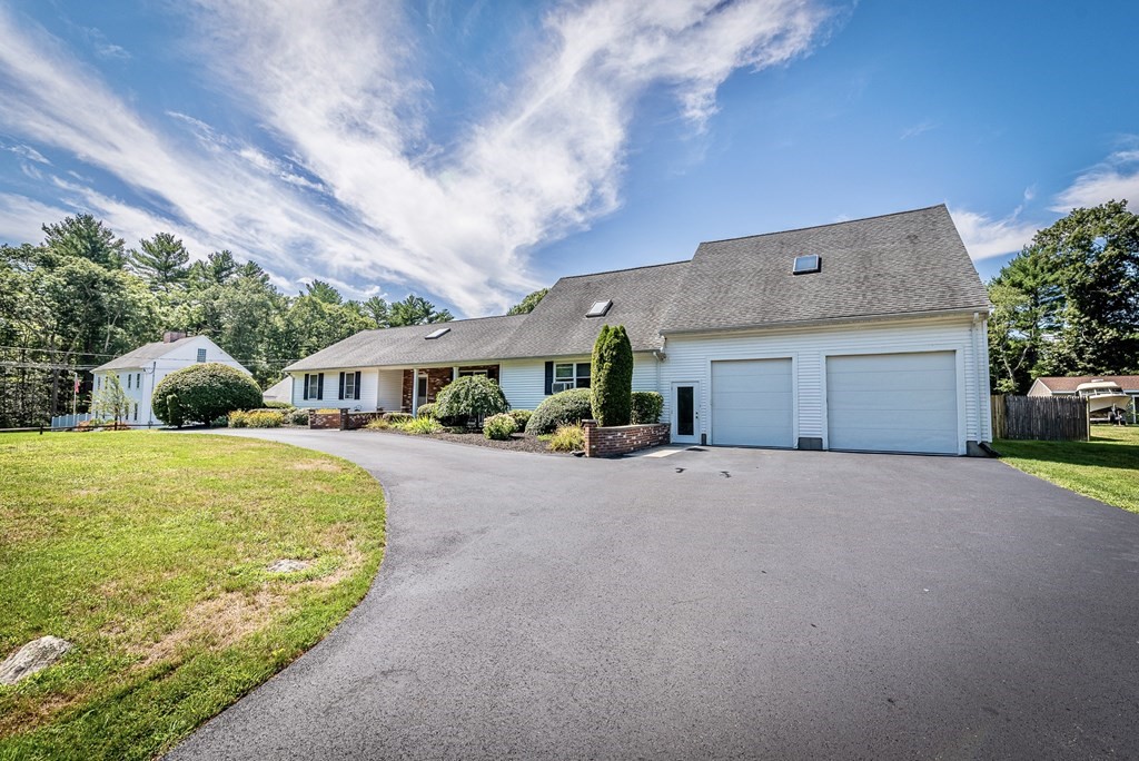 585 Locust Street Raynham, MA 02767 - Photo 1 of 42 Gallery Image 1