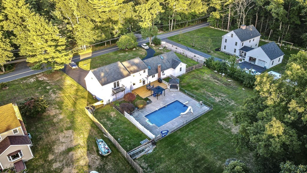 585 Locust Street Raynham, MA 02767 - Photo 13 of 42 Gallery Image 13