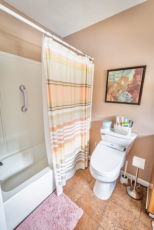585 Locust Street Raynham, MA 02767 - Photo 40 of 42 Gallery Image 40