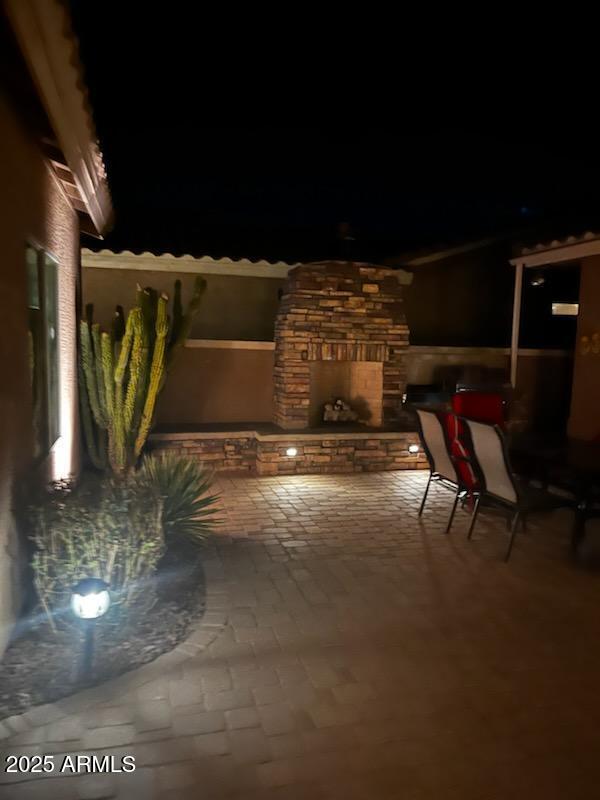 42413 Abbey Road Maricopa, AZ 85138 - Photo 23 of 114 Courtyard lights