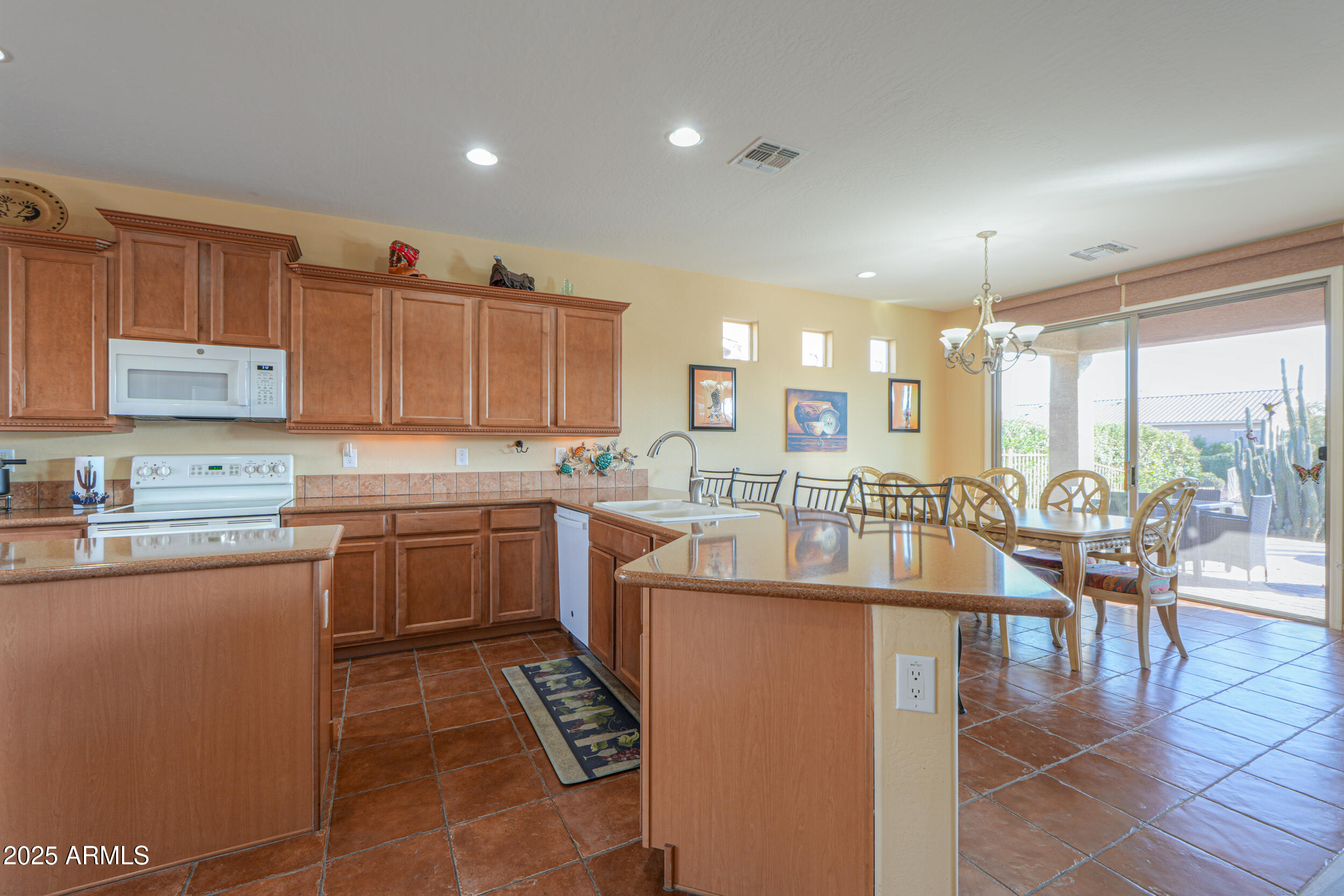 42413 Abbey Road Maricopa, AZ 85138 - Photo 31 of 114 Kitchen with granite countertops