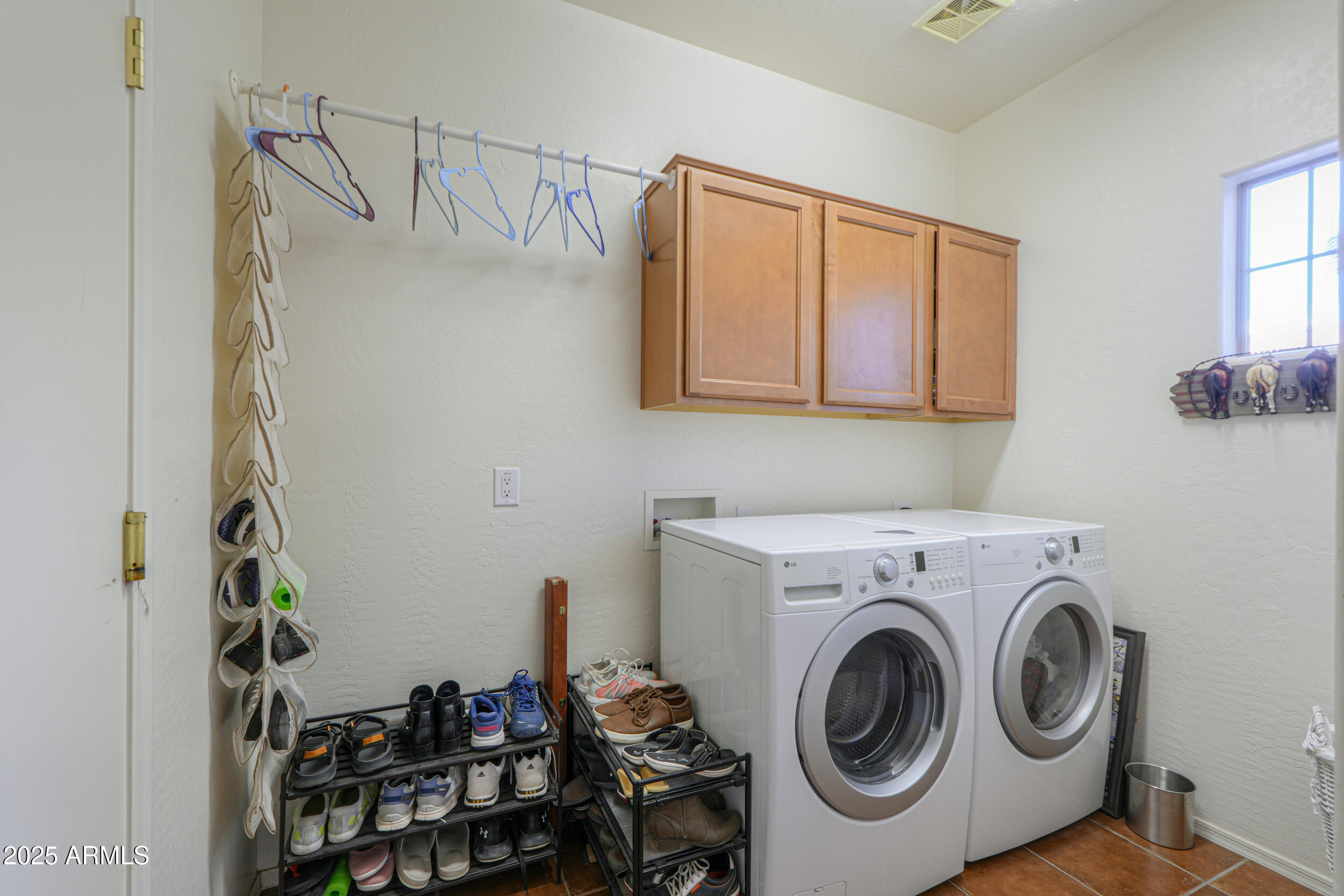 42413 Abbey Road Maricopa, AZ 85138 - Photo 45 of 114 Washer/Dryer Included