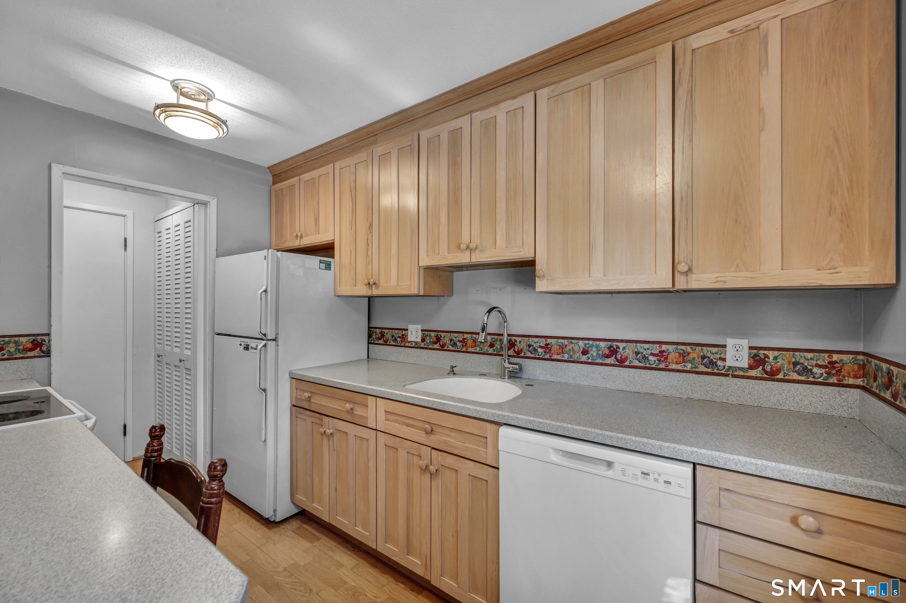 85 River Road, Unit G2 Essex, CT 06426 - Photo 5 of 34 Gallery Image 5
