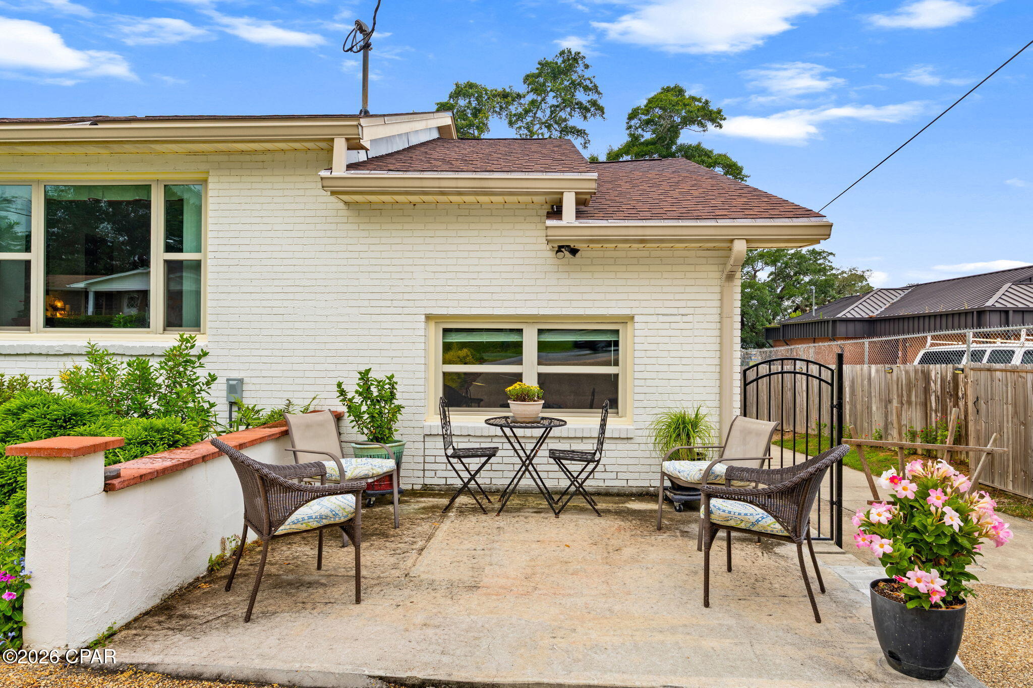 700 2nd Street Chipley, FL 32428 - Photo 4 of 54