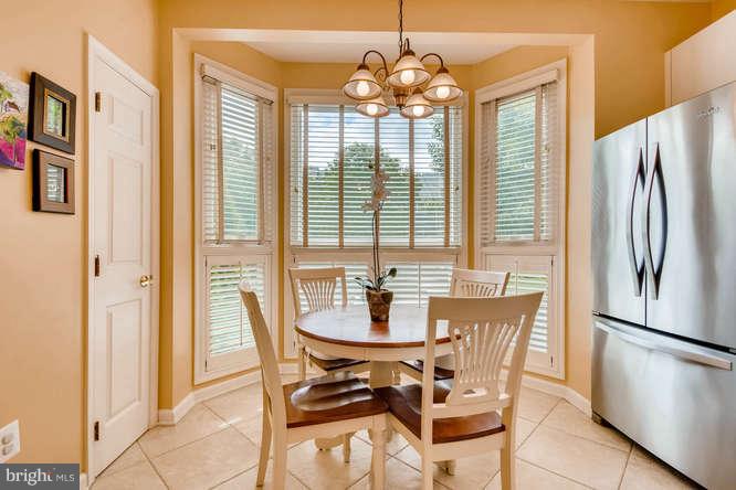 109 Lancefield Road Baltimore, MD 21209 - Photo 13 of 30 KITCHEN W/ BAY WINDOW