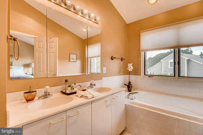 109 Lancefield Road Baltimore, MD 21209 - Photo 17 of 30 MASTER BATH W/ SEPARATE SHOWER & SOAKING TUB