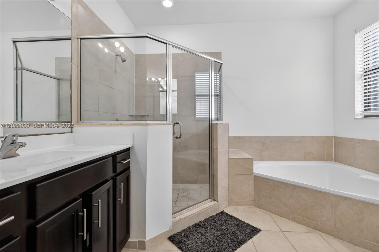 10400 West 35th Way Hialeah, FL 33018 - Photo 22 of 55