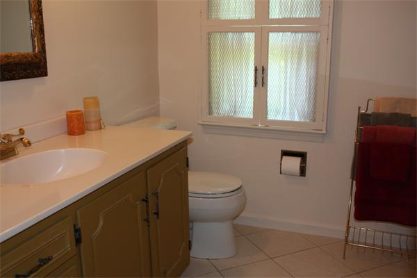 114 Emerson Street Springfield, MA 01118 - Photo 13 of 15 Gallery Image 13