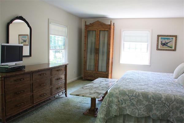 114 Emerson Street Springfield, MA 01118 - Photo 10 of 15 Gallery Image 10