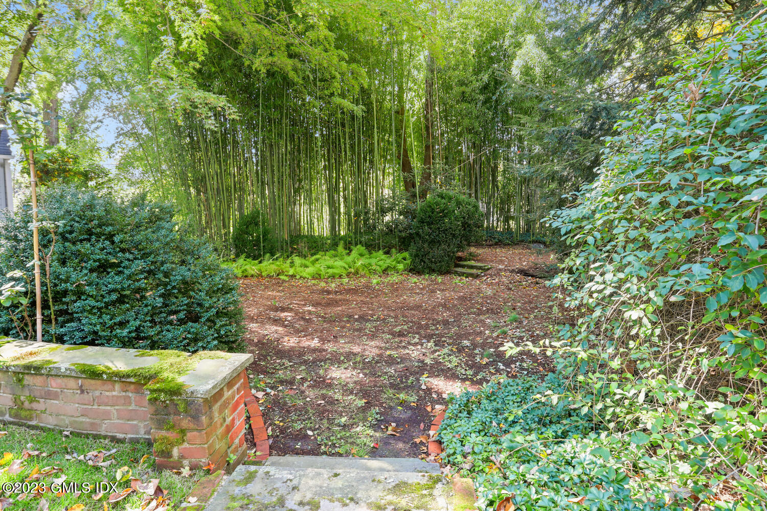 35 Ridgeview Avenue Greenwich, CT 06830 - Photo 12 of 16 a garden view
