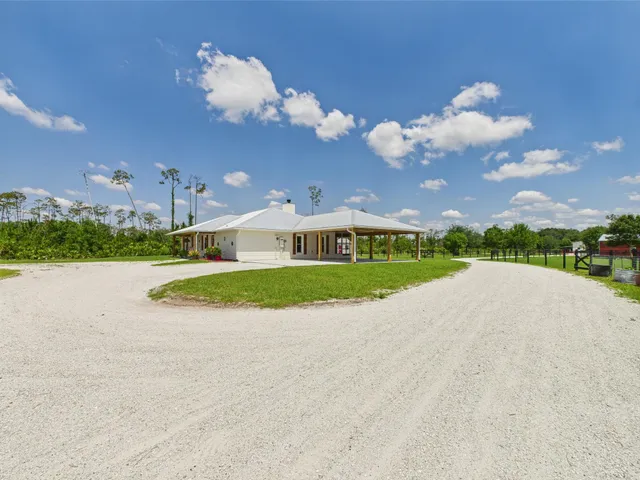 $899,000 | 32801 Highway 441, Unit 13, Okeechobee, FL 34972
