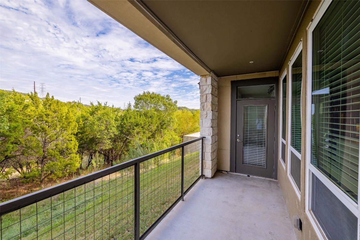 4800 Steiner Ranch Boulevard, Unit 20002 Austin, TX 78732 - Photo 27 of 29 View of balcony