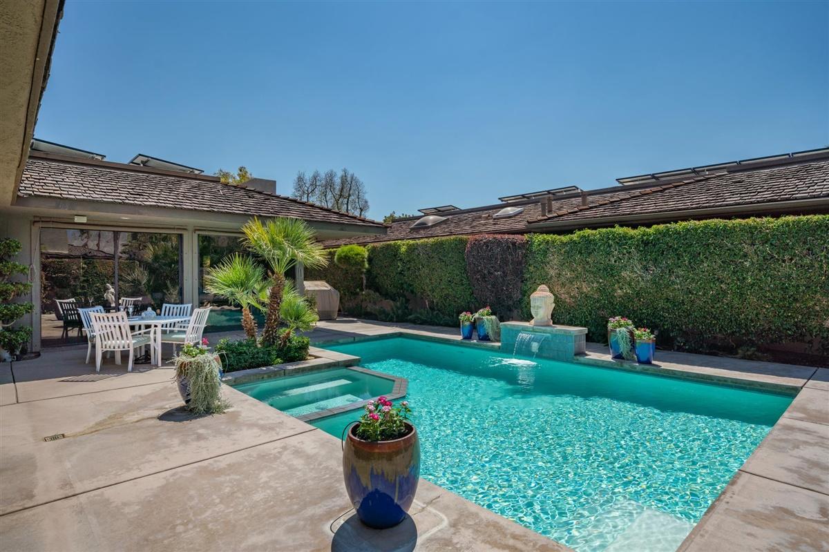 25 Colgate Drive Rancho Mirage, CA 92270 - Photo 1 of 31 Pool southeast