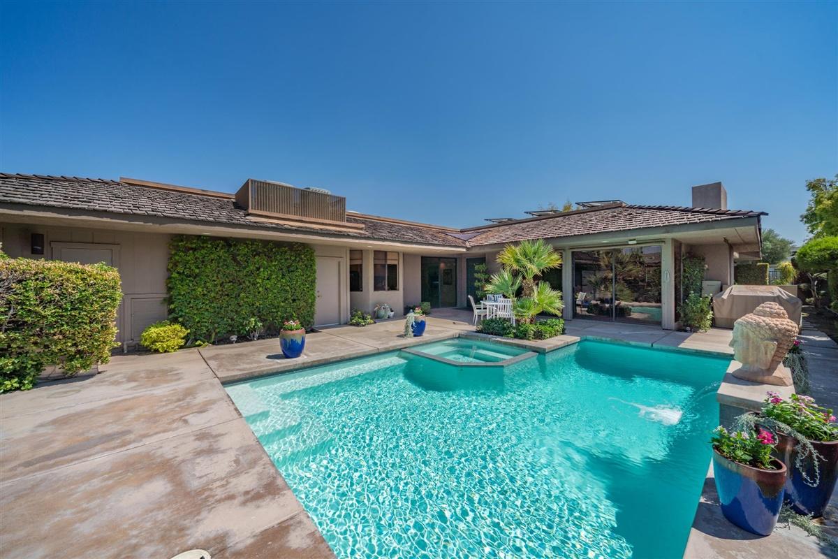 25 Colgate Drive Rancho Mirage, CA 92270 - Photo 25 of 31 Pool northeast