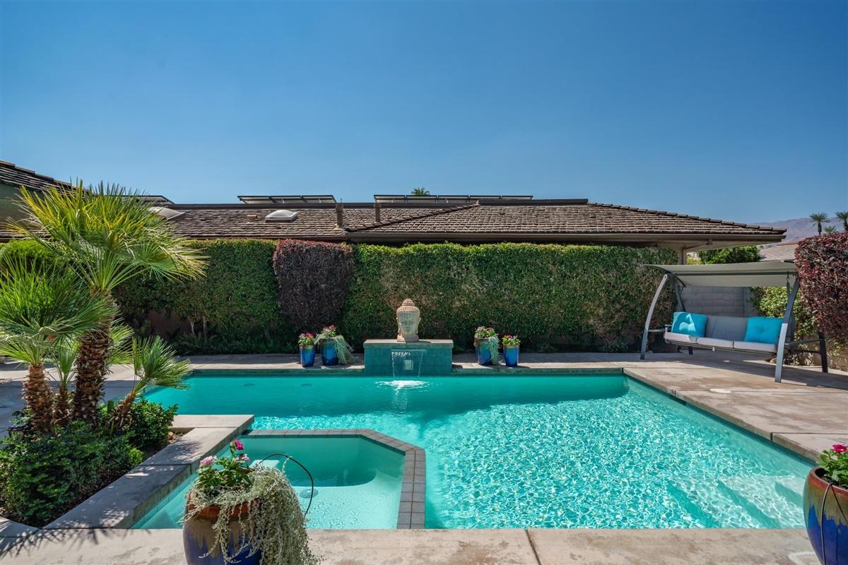 25 Colgate Drive Rancho Mirage, CA 92270 - Photo 29 of 31 Pool south