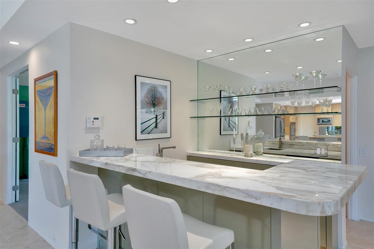 25 Colgate Drive Rancho Mirage, CA 92270 - Photo 9 of 31 Bar northeast