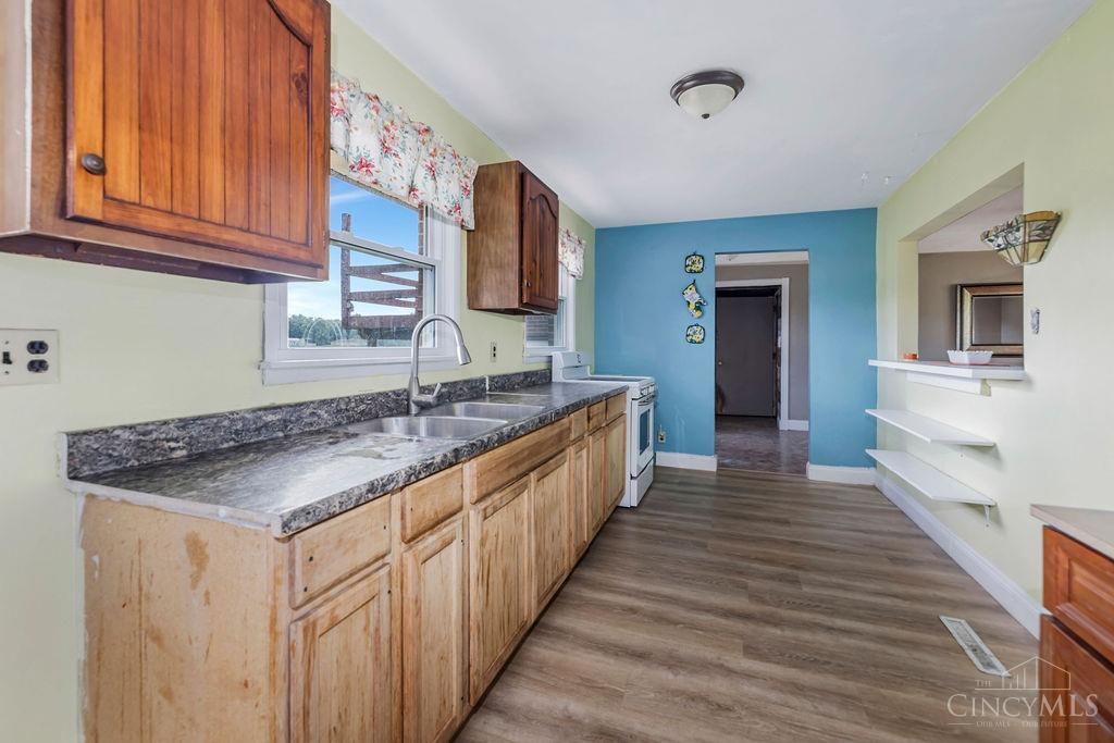 3775 East Taylor School Road Hamilton, OH 45011 - Photo 9 of 38 Gallery Image 9
