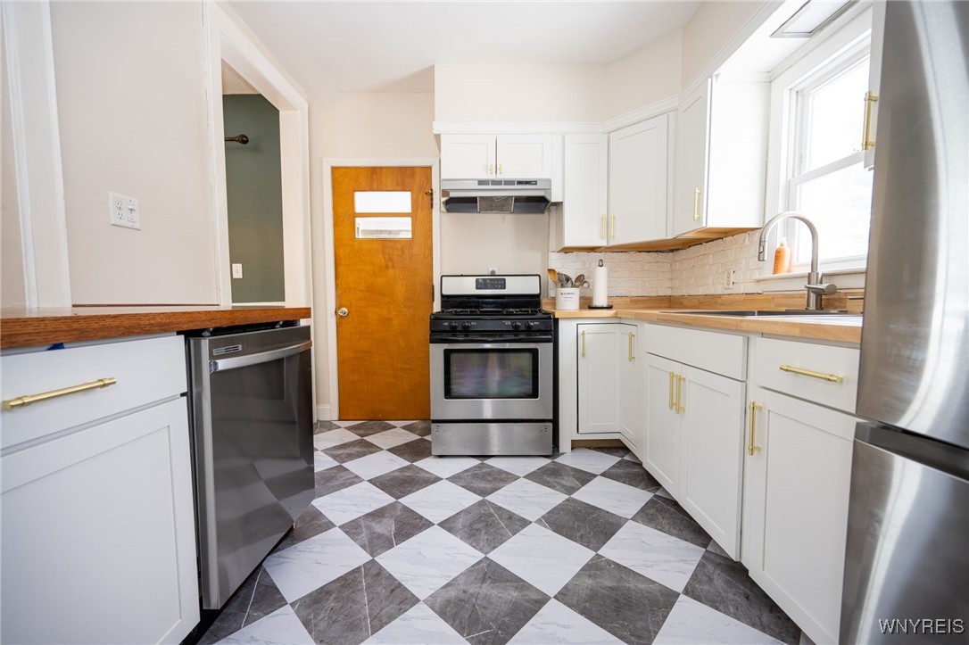 205 Maple Avenue Hamburg, NY 14075 - Photo 12 of 39