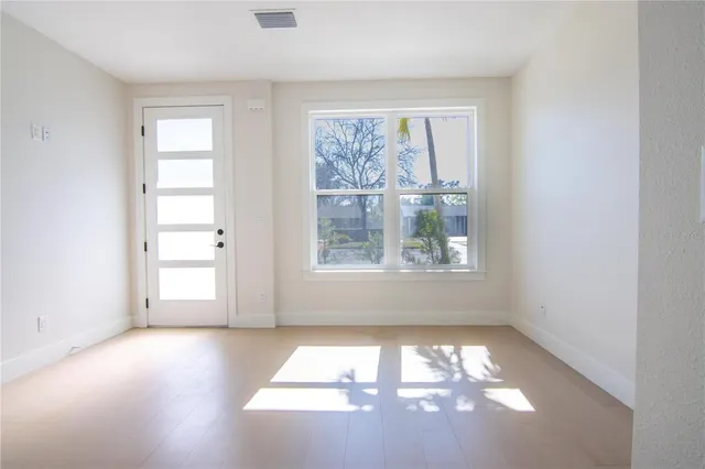 $799,000 | 6365 1st Avenue South, St. Petersburg, FL 33707