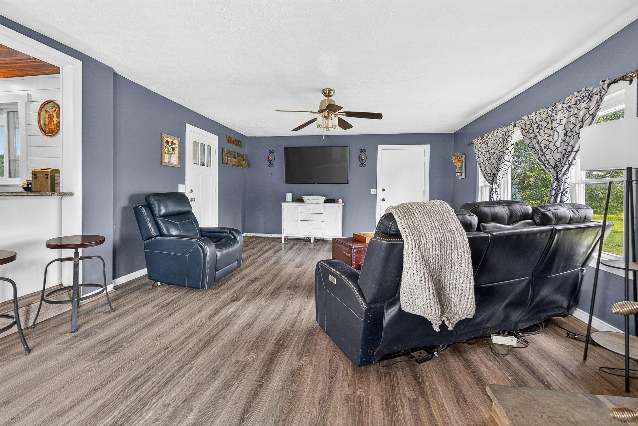 4622 Lock Road Centerburg, OH 43011 - Photo 21 of 66 4622 Lock Rd (Interior)-14