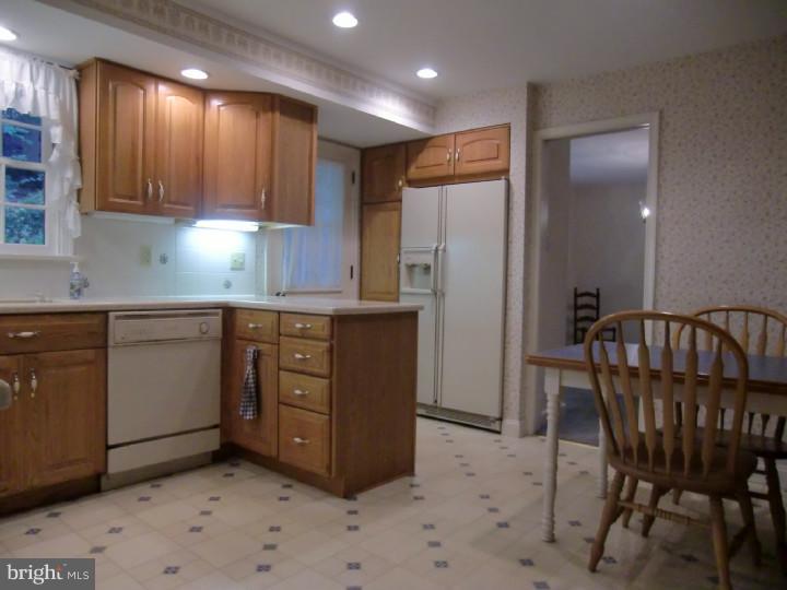 774 Old State Road Berwyn, PA 19312 - Photo 5 of 18