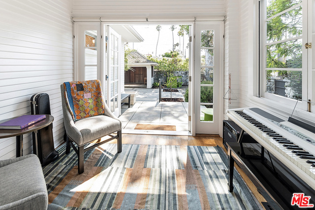 2203 Marian Place Venice, CA 90291 - Photo 12 of 41