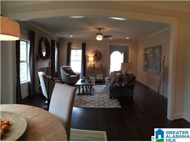 883 Valley Circle Leeds, AL 35094 - Photo 3 of 8