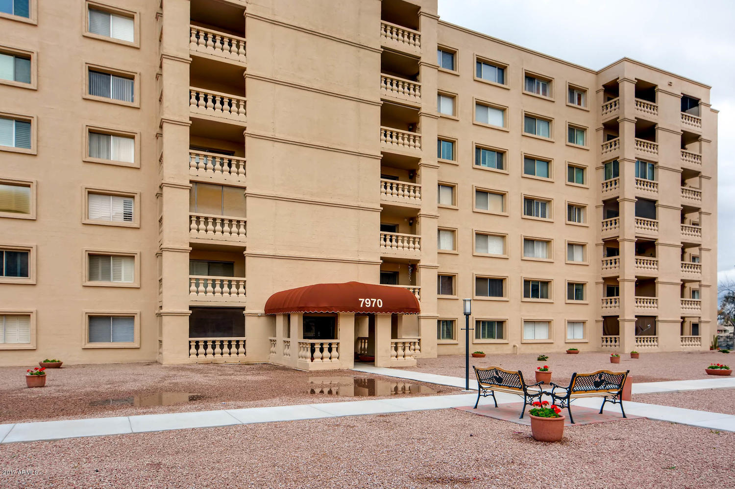 7970 East Camelback Road, Unit 209 Scottsdale, AZ 85251 - Photo 1 of 16 7970 E Camelback Road 209-large-001-1-Ex