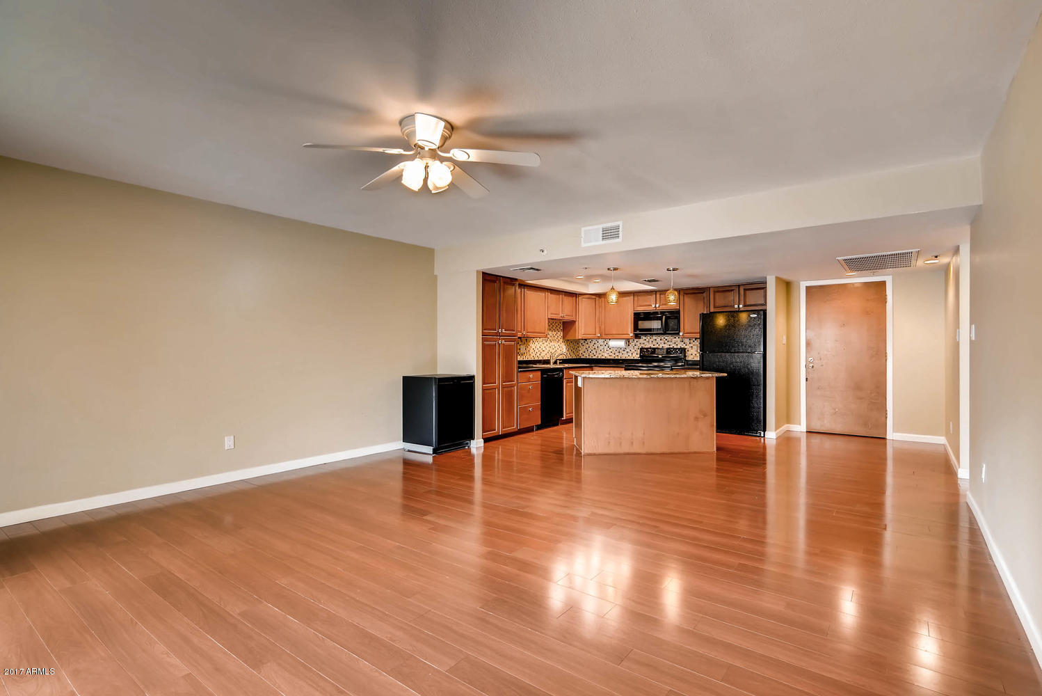 7970 East Camelback Road, Unit 209 Scottsdale, AZ 85251 - Photo 3 of 16 7970 E Camelback Road 209-large-004-5-Li