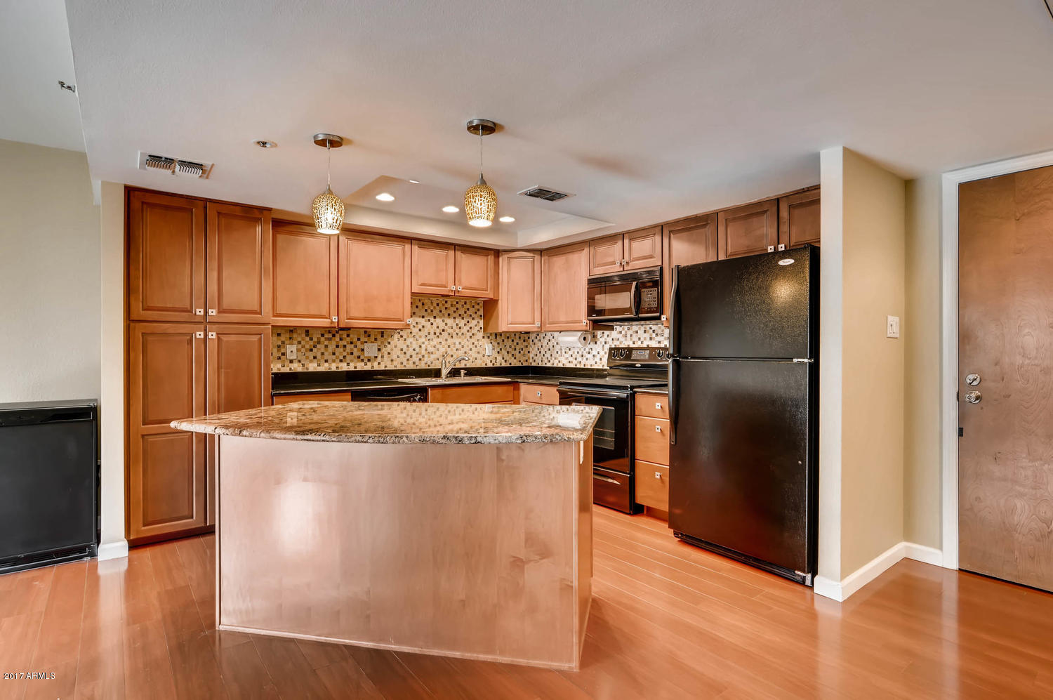 7970 East Camelback Road, Unit 209 Scottsdale, AZ 85251 - Photo 4 of 16 7970 E Camelback Road 209-large-005-7-Ki