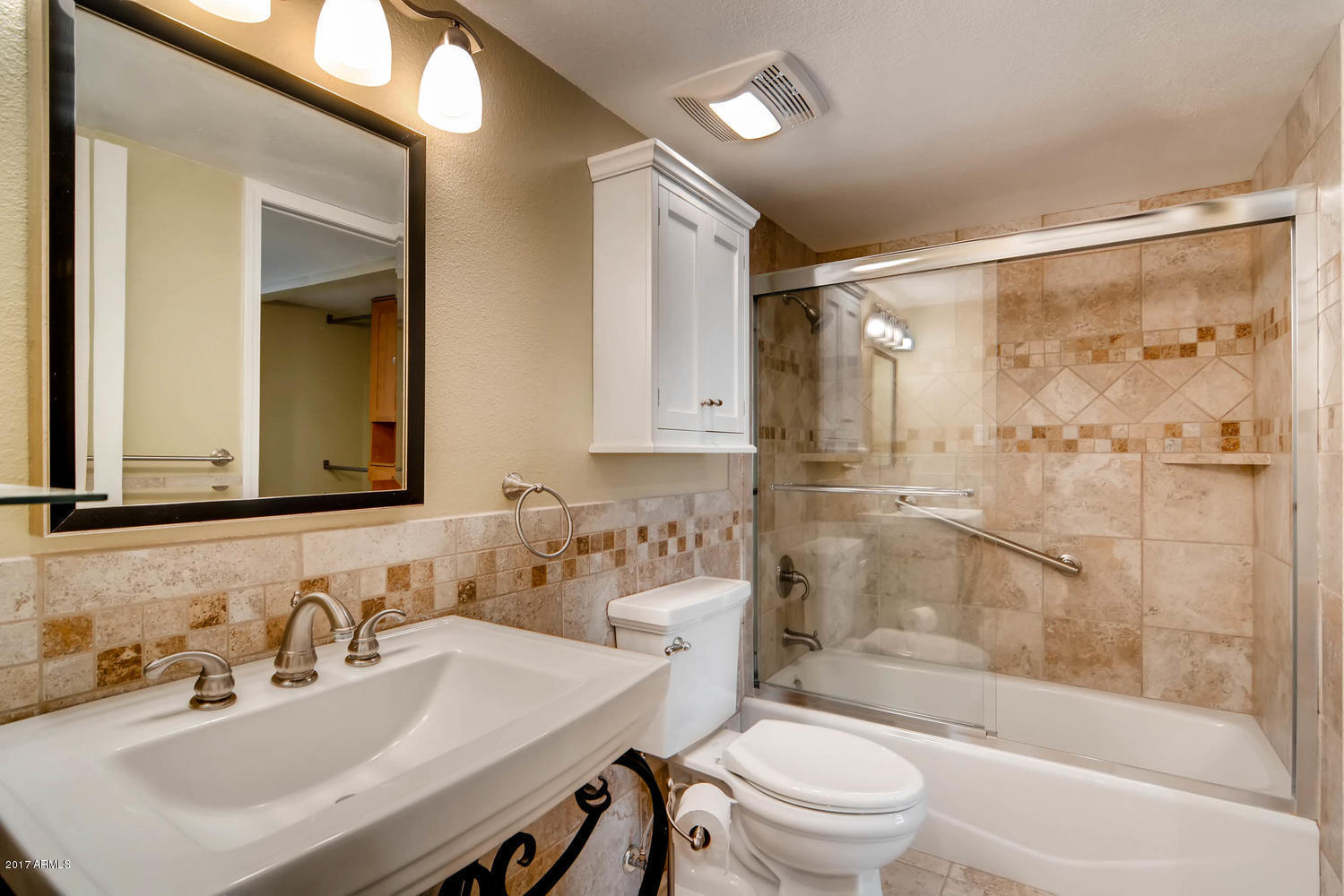 7970 East Camelback Road, Unit 209 Scottsdale, AZ 85251 - Photo 10 of 16 7970 E Camelback Road 209-large-010-10-B