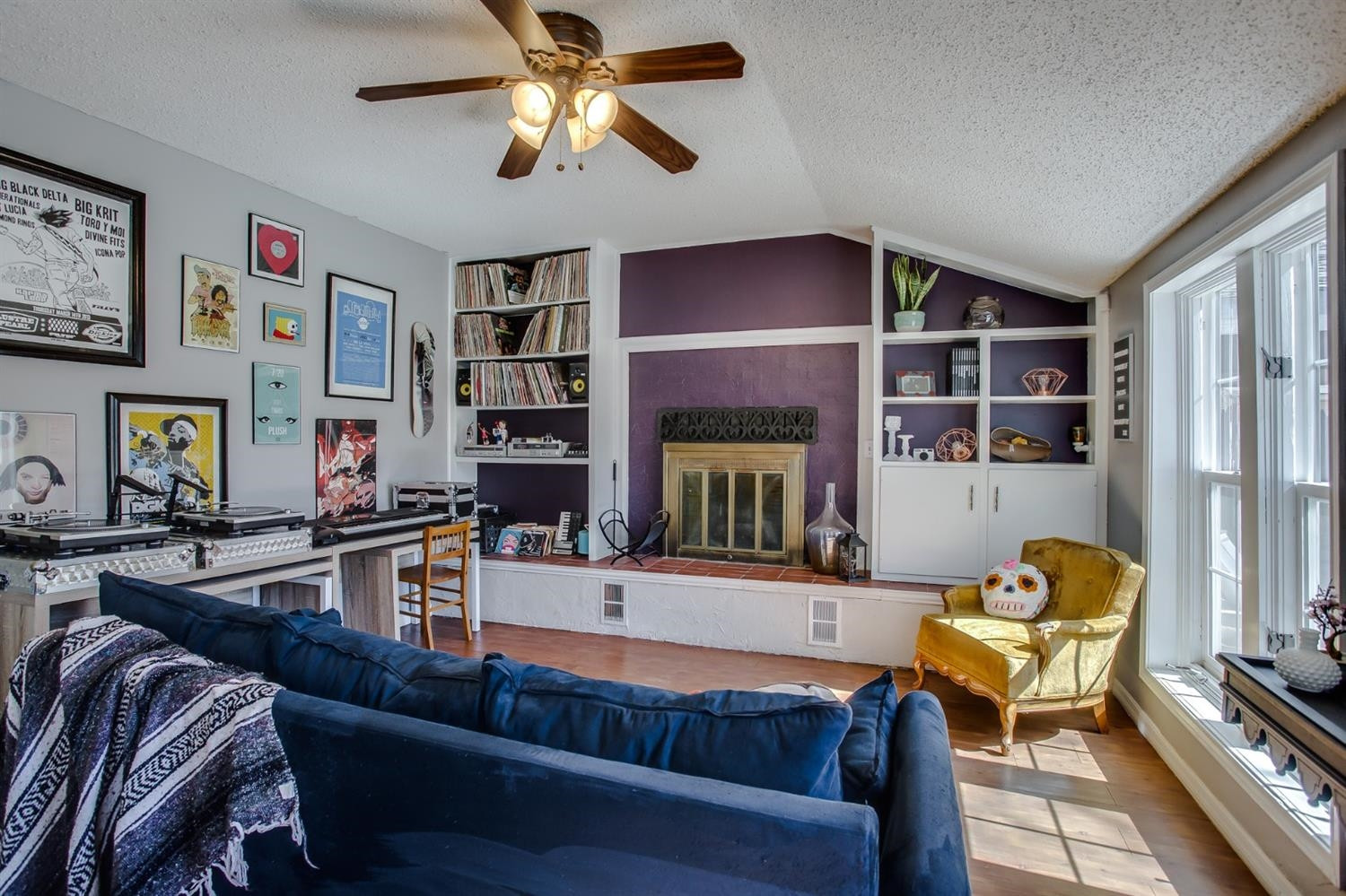 2515 25th Street Lubbock, TX 79410 - Photo 7 of 16 a living room with furniture and a window