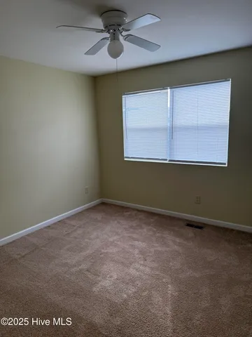 $995 | 3320 Bridges Street, Unit 9, Morehead City, NC 28557