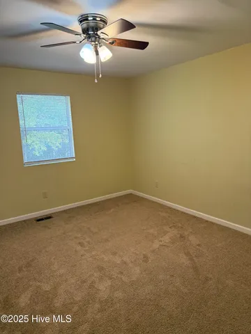 $995 | 3320 Bridges Street, Unit 9, Morehead City, NC 28557