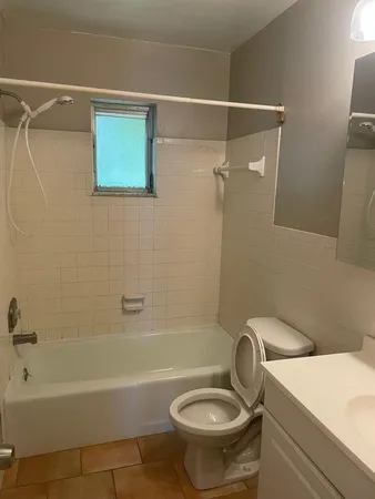 $1,550 | 702 North L Street, Unit 13, Lake Worth Beach, FL 33460