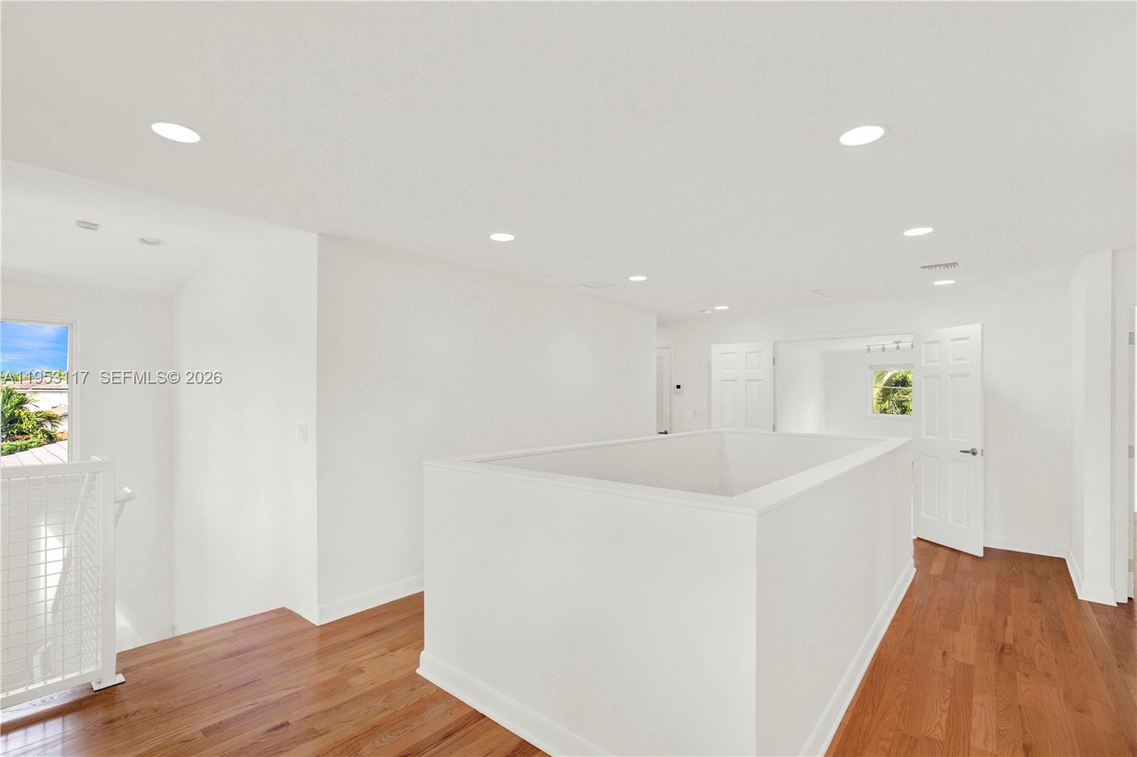 527 Southwest 20th Road Miami, FL 33129 - Photo 29 of 60