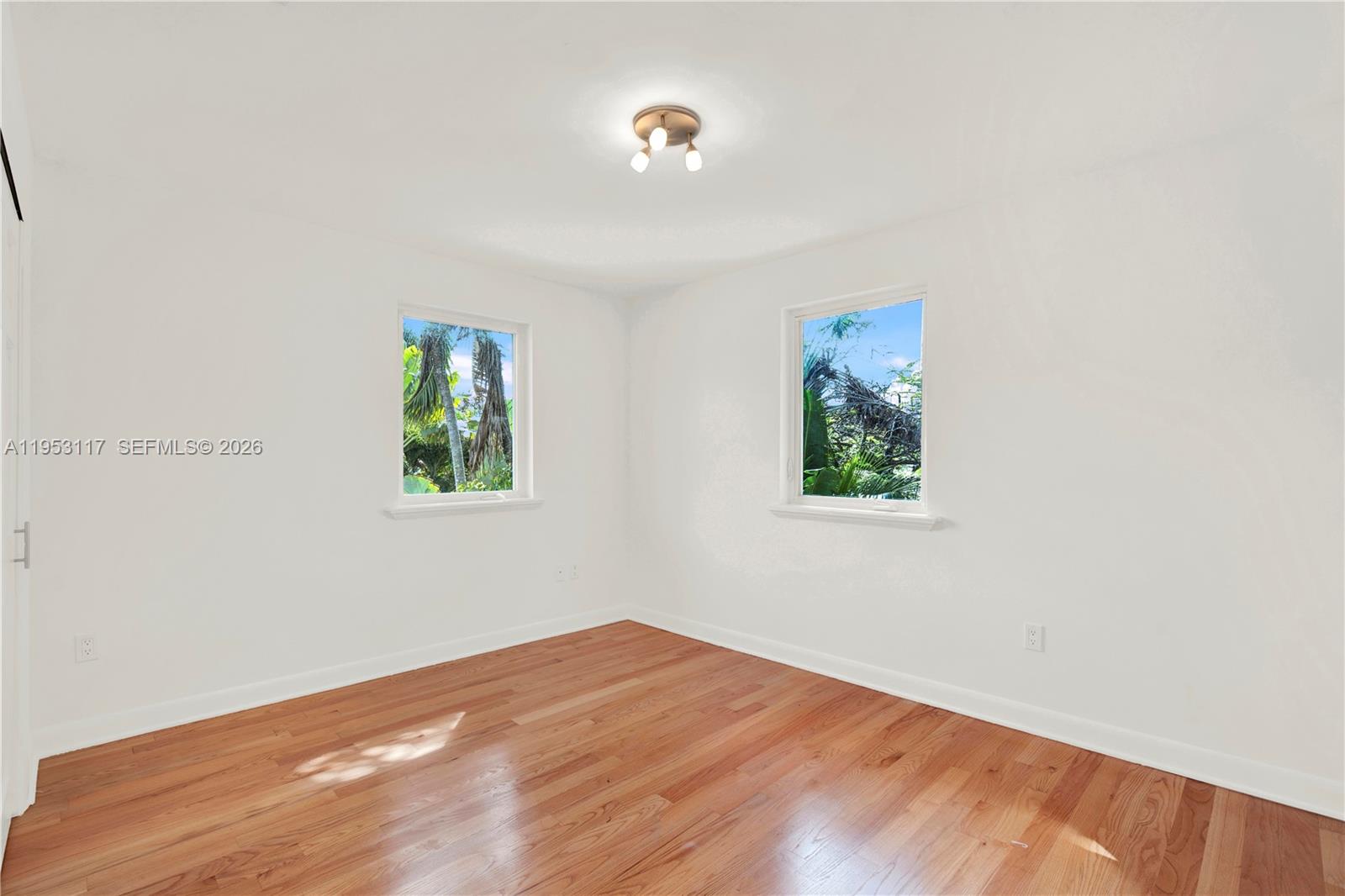 527 Southwest 20th Road Miami, FL 33129 - Photo 30 of 60