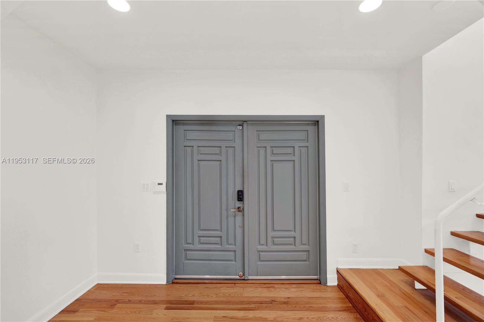 527 Southwest 20th Road Miami, FL 33129 - Photo 4 of 60